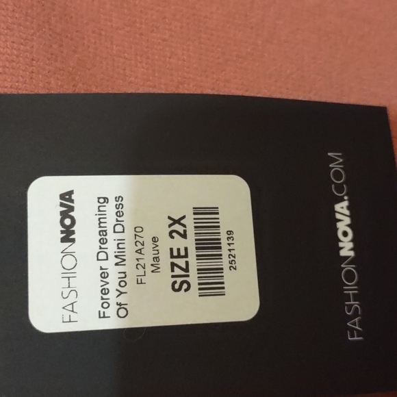 Dreaming of your dress - Picture 3 of 3